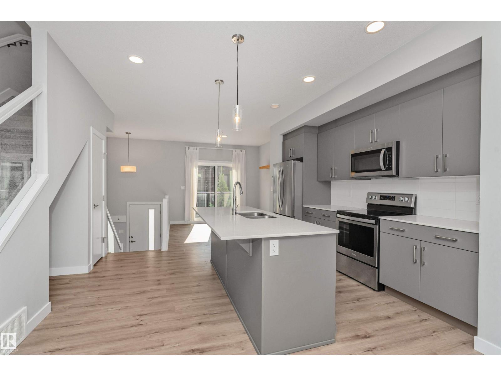 #17 1729 Keene Cr Sw Property Photo 19