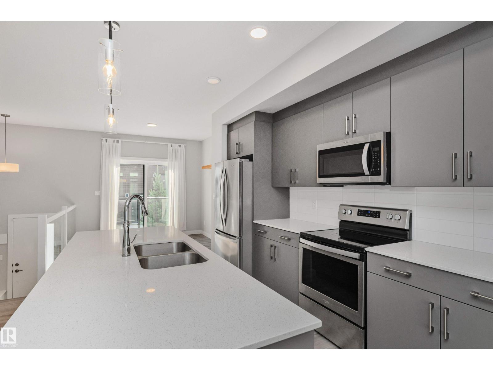 #17 1729 Keene Cr Sw Property Photo 20