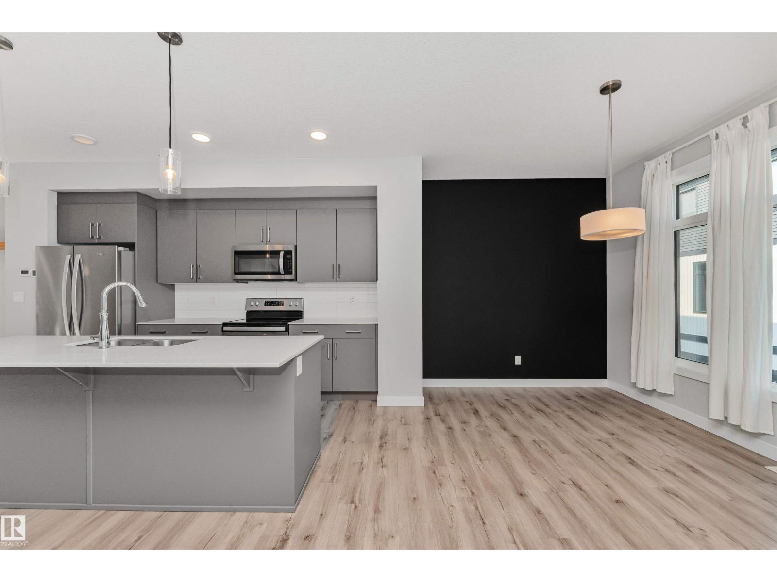 #17 1729 Keene Cr Sw Property Photo 23