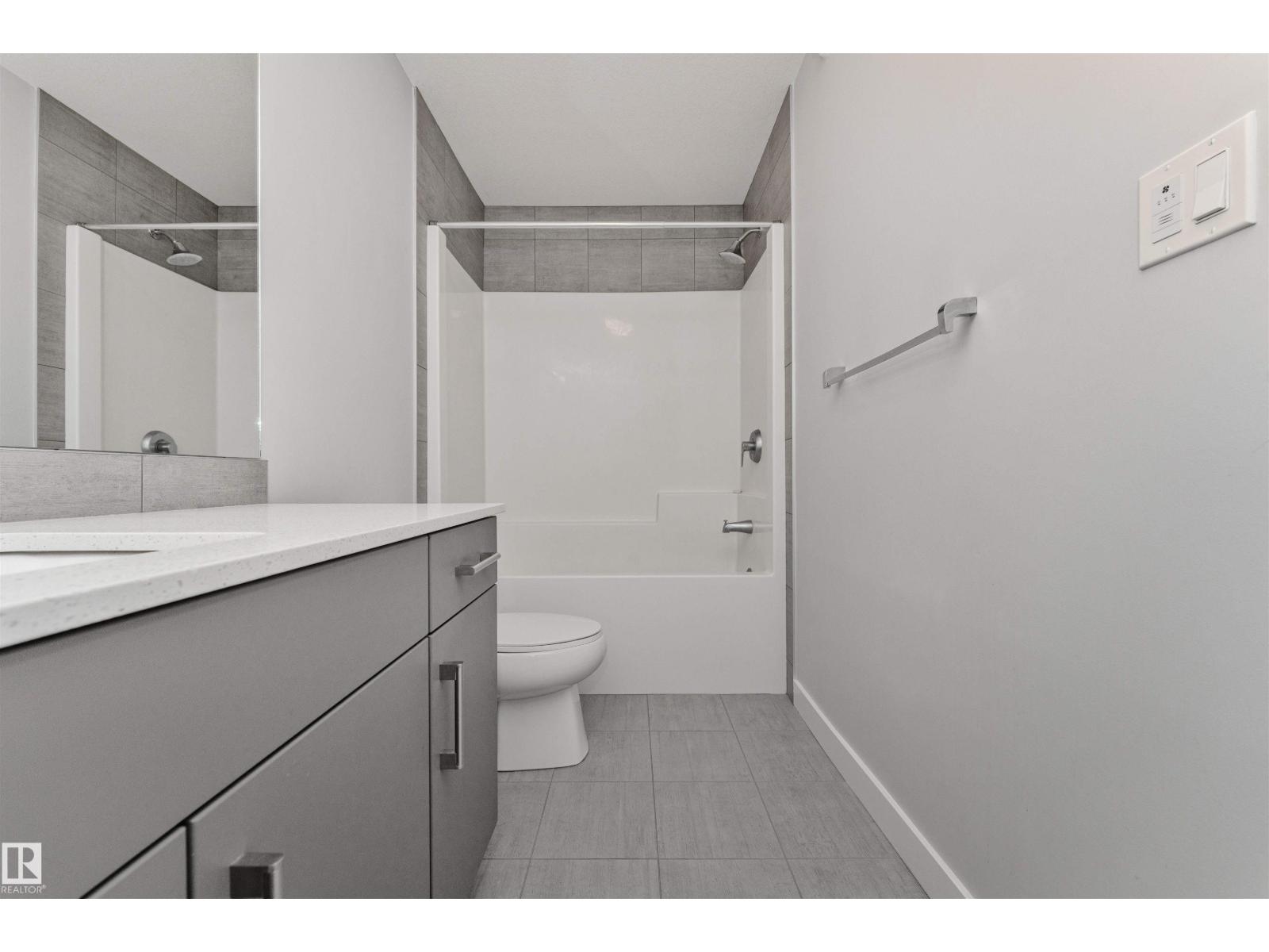 #17 1729 Keene Cr Sw Property Photo 35