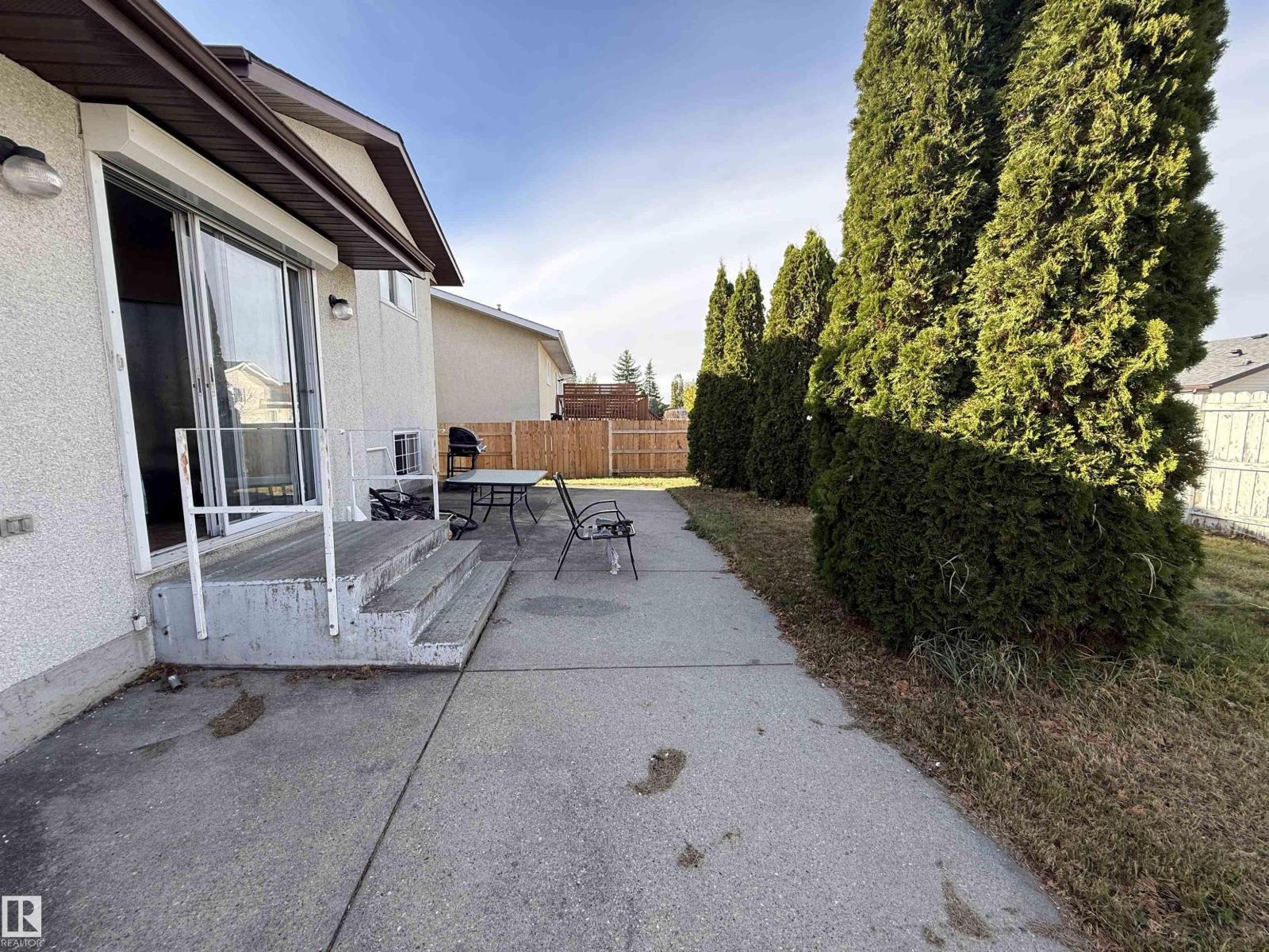 7520 152b Av Nw Property Photo 11