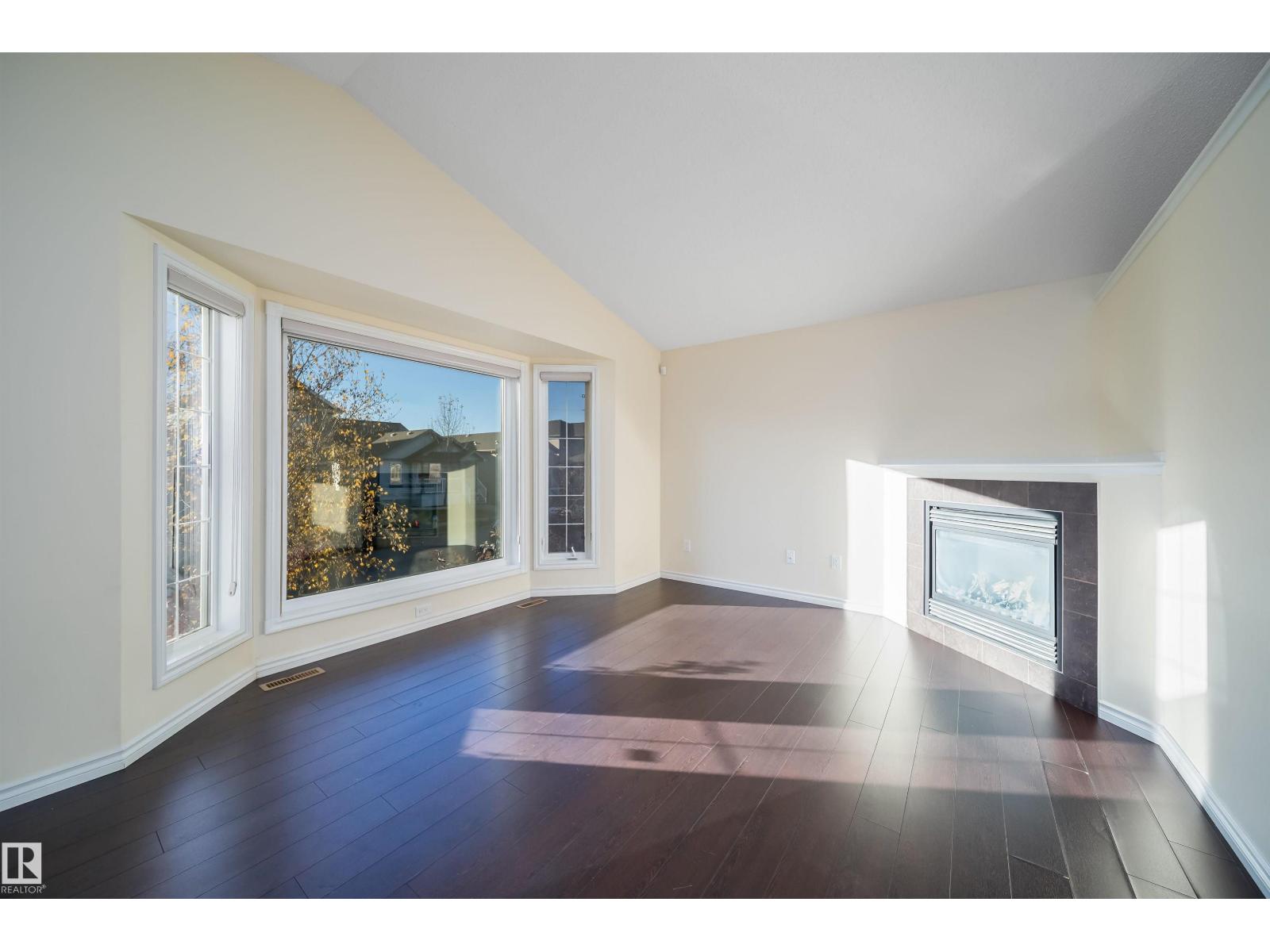 1126 36a Av Nw Property Photo 10