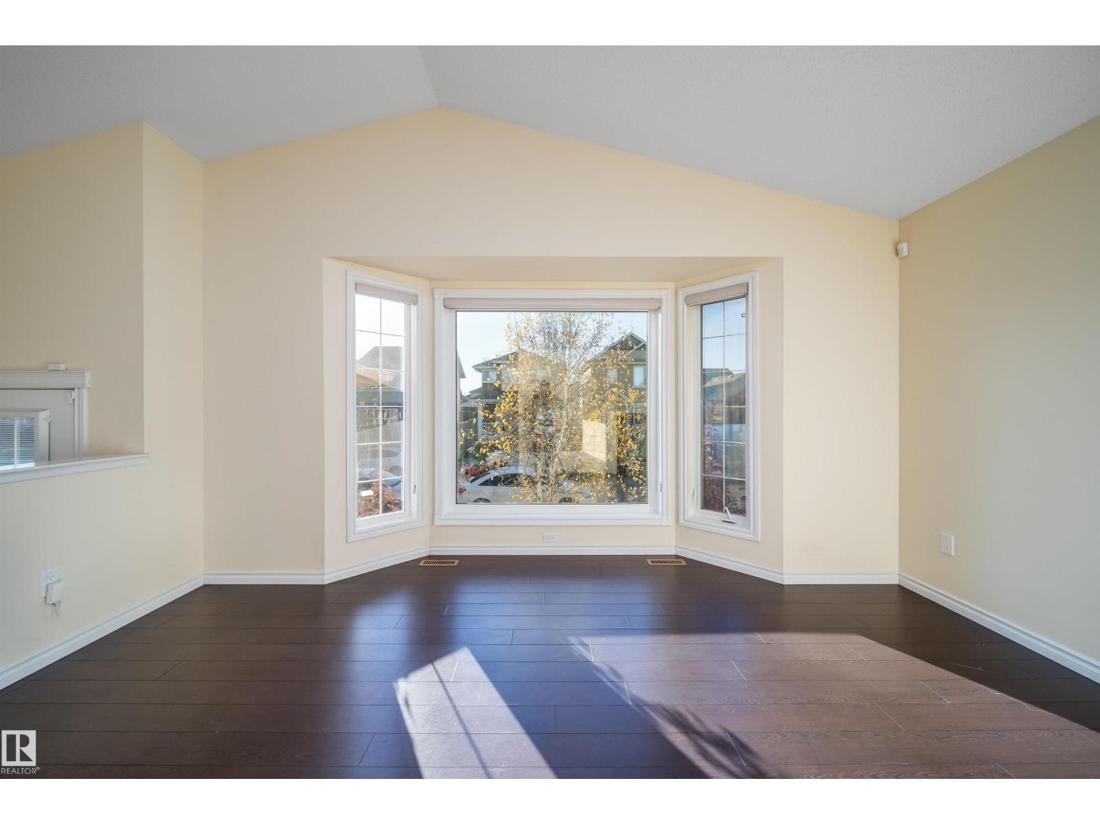 1126 36a Av Nw Property Photo 11
