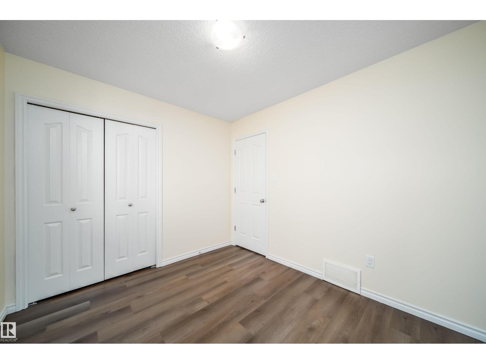 1126 36a Av Nw Property Photo 23