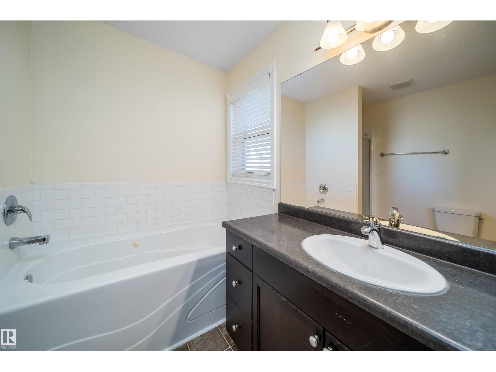 1126 36a Av Nw Property Photo 28