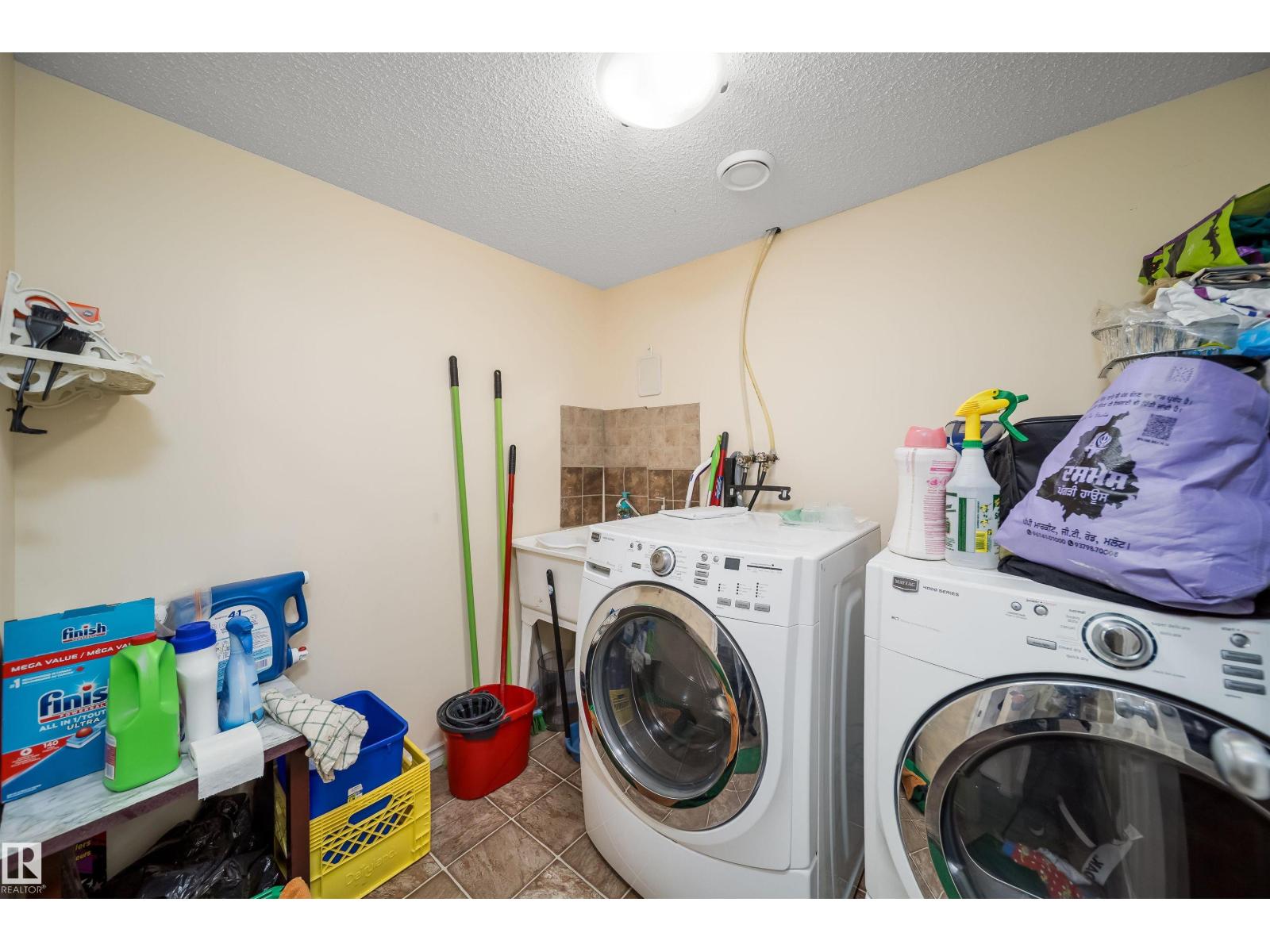 1126 36a Av Nw Property Photo 38