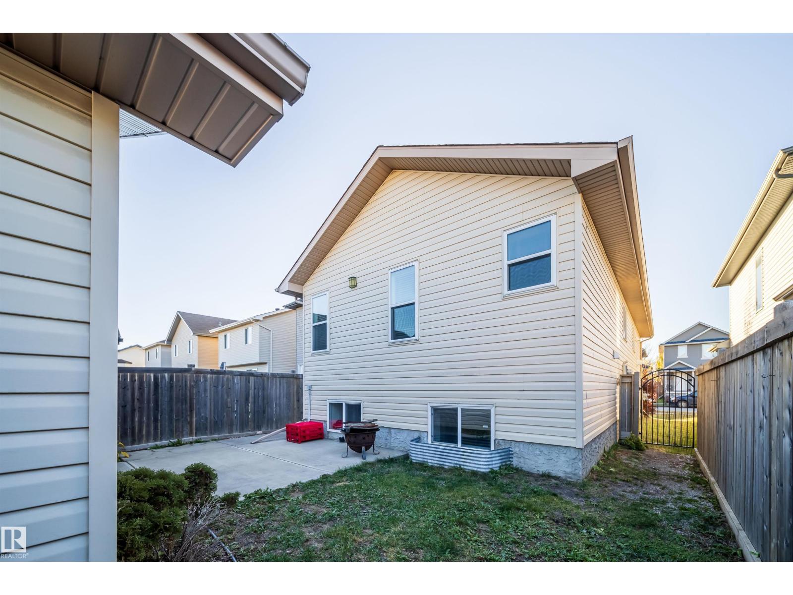 1126 36a Av Nw Property Photo 45