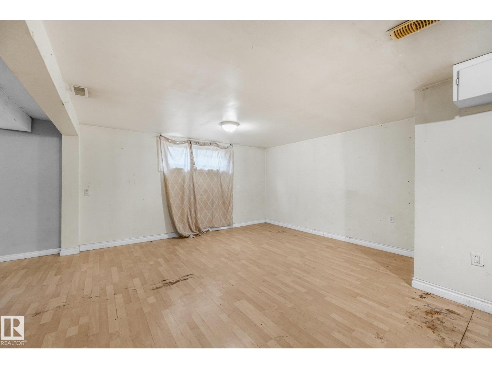 11716 130 St Nw Property Photo 27