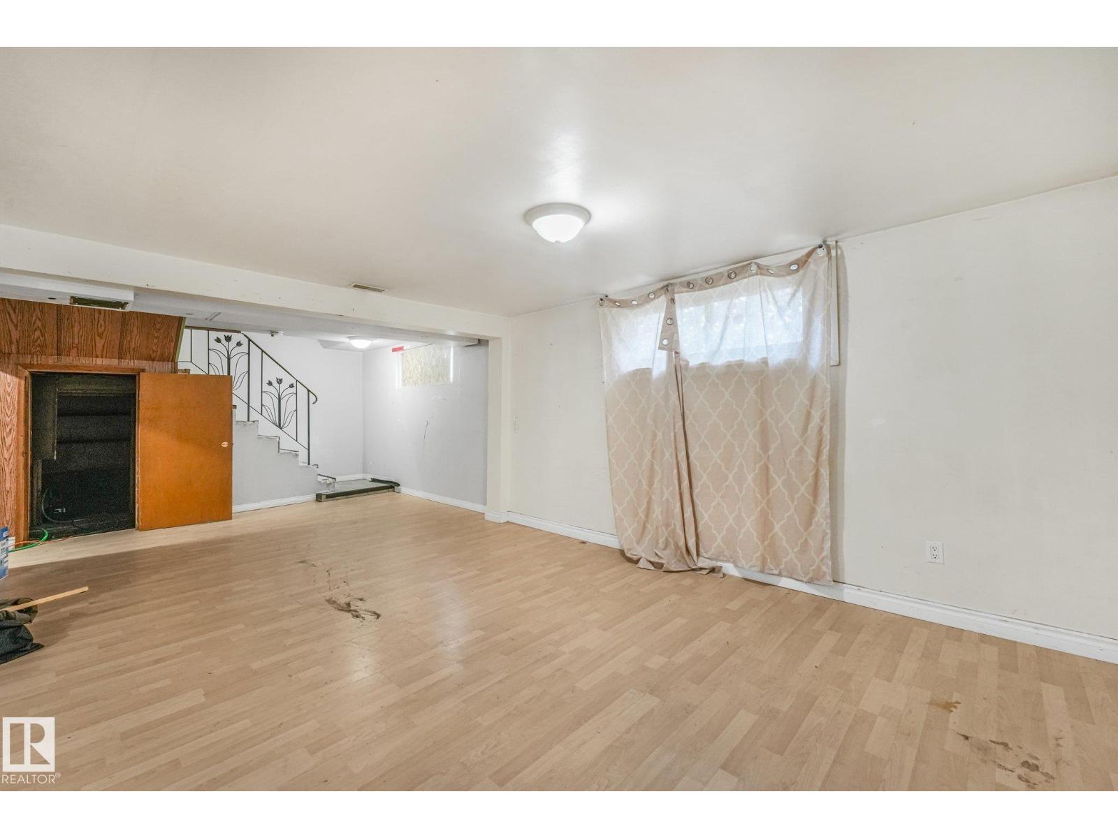 11716 130 St Nw Property Photo 28