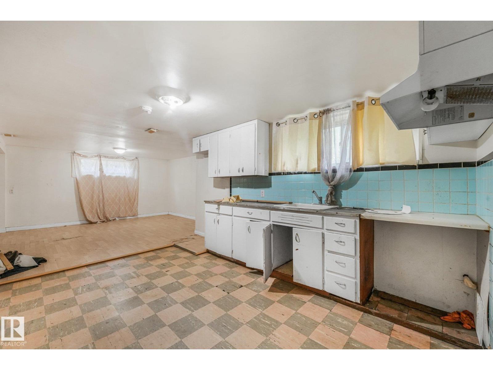 11716 130 St Nw Property Photo 29