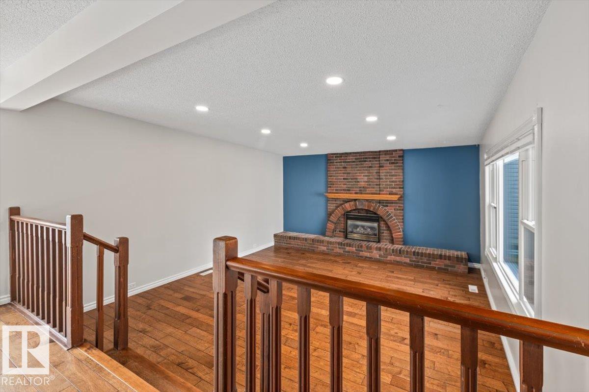 3607 106a St Nw Property Photo 7