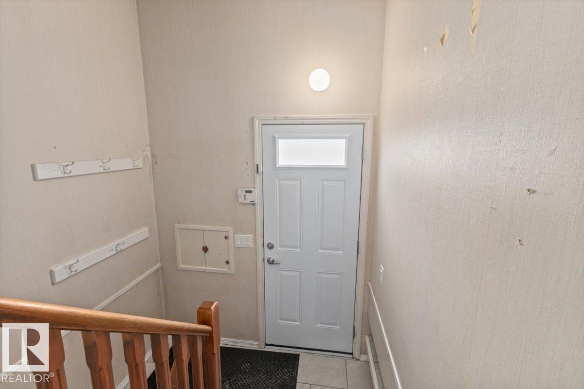 3607 106a St Nw Property Photo 18