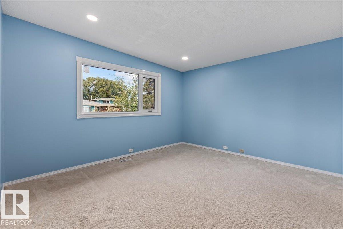 3607 106a St Nw Property Photo 22