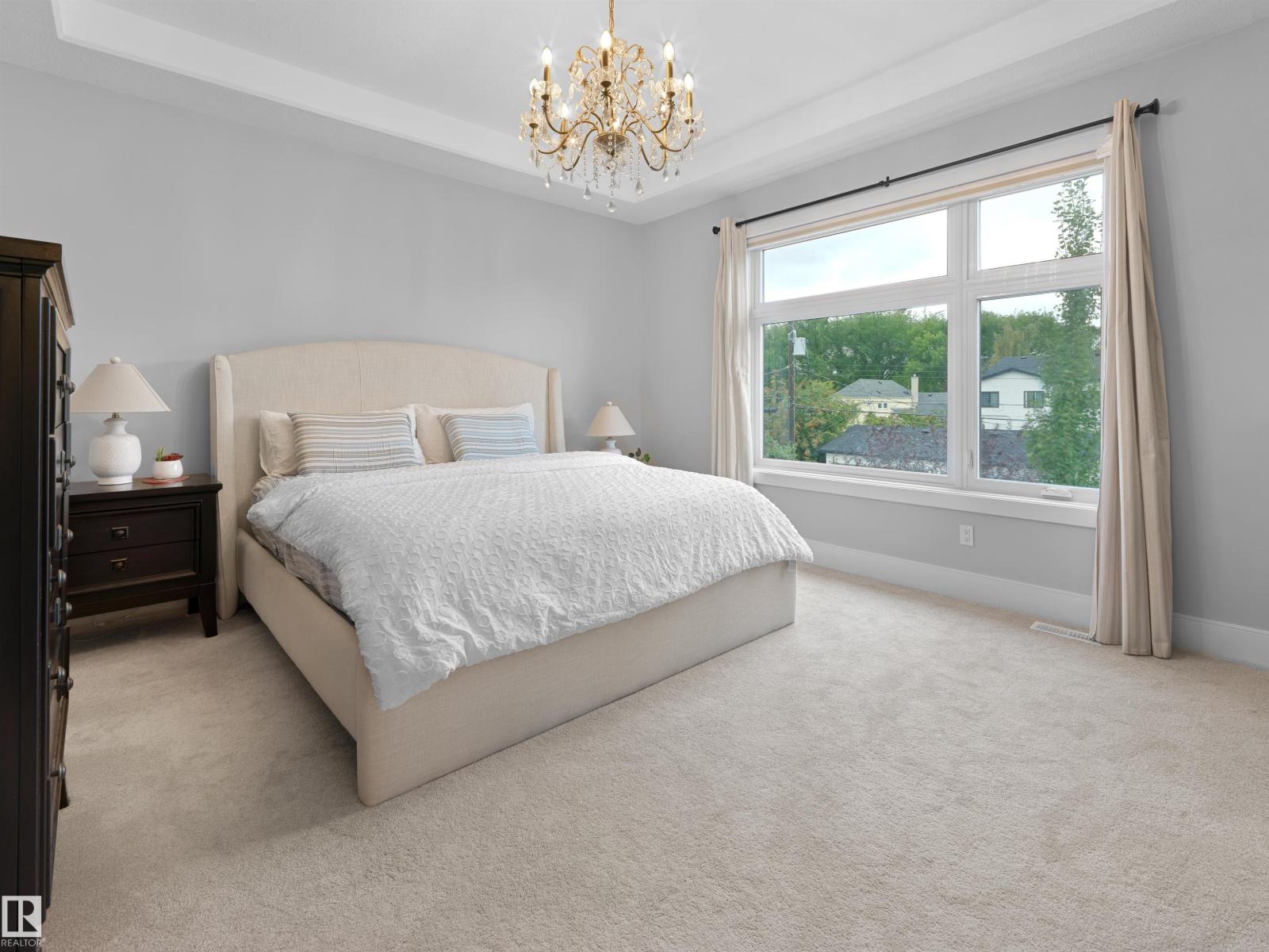 10926 72 Av Nw Property Photo 16