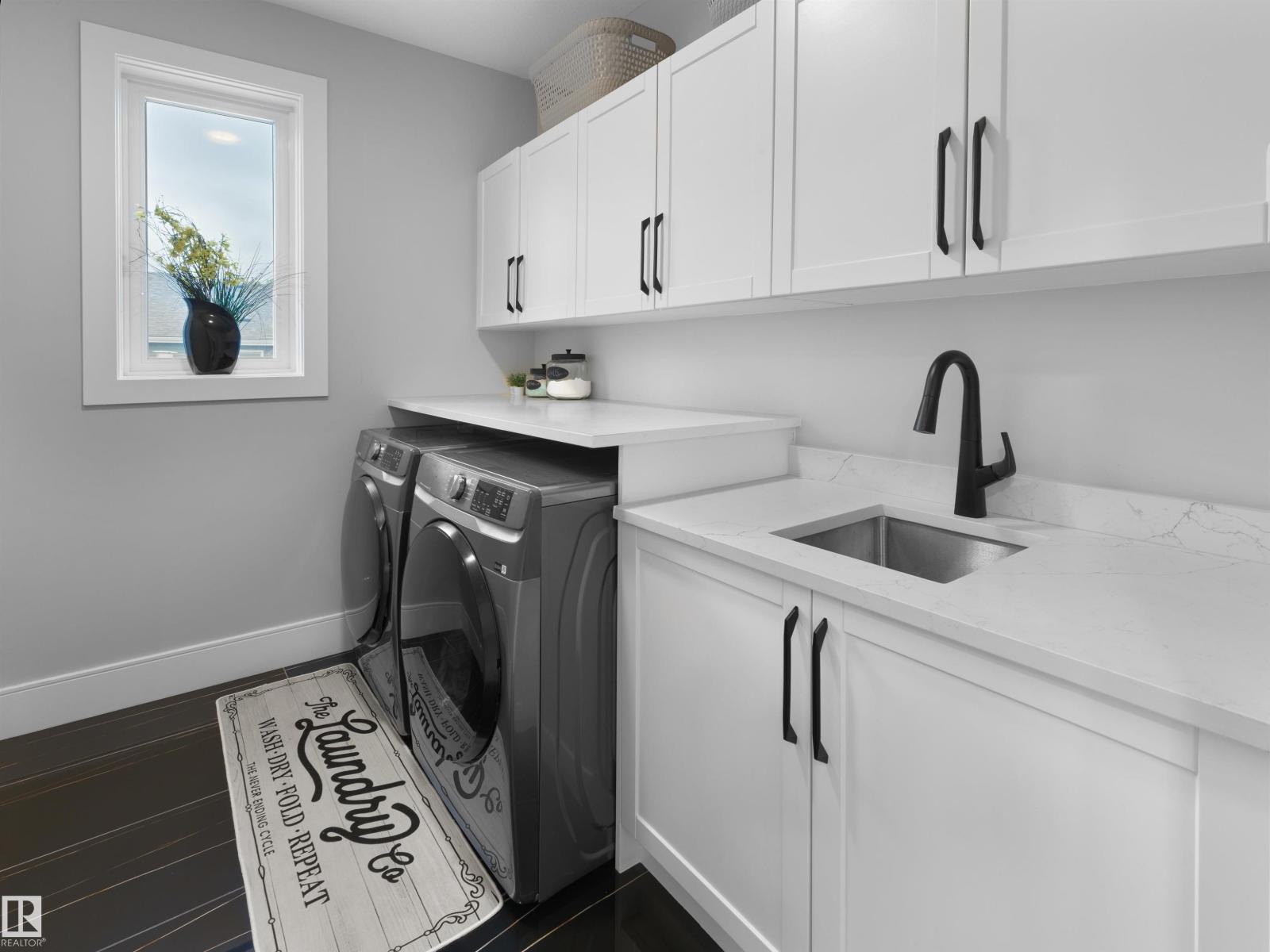 10926 72 Av Nw Property Photo 23