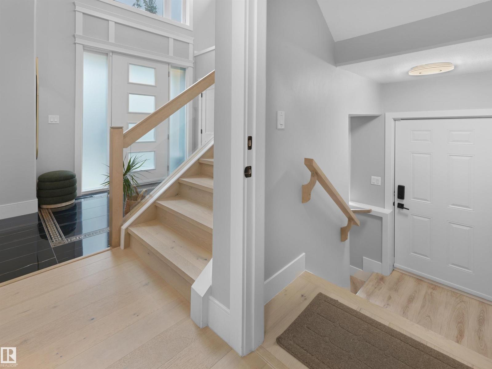 10926 72 Av Nw Property Photo 24