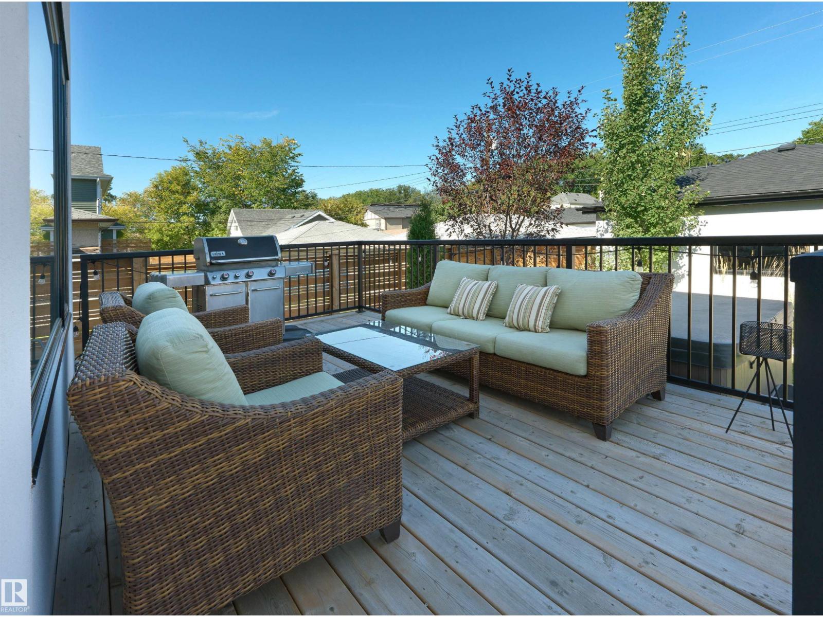 10926 72 Av Nw Property Photo 41