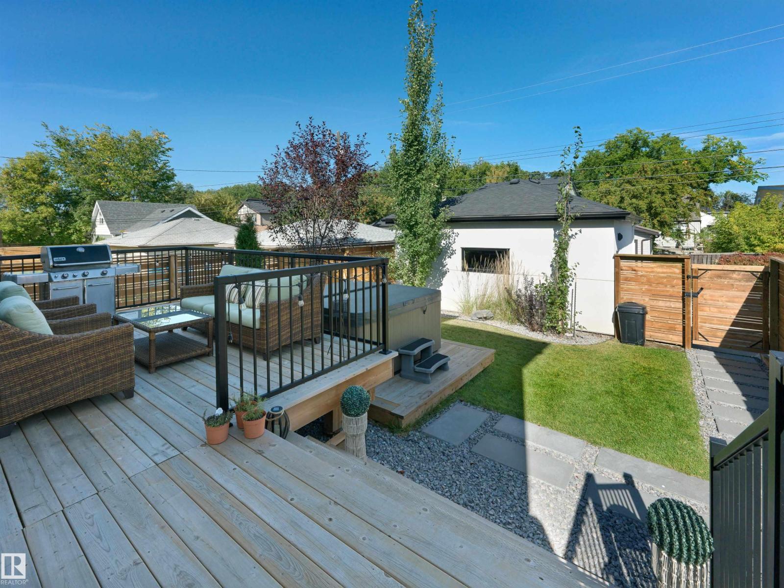 10926 72 Av Nw Property Photo 42