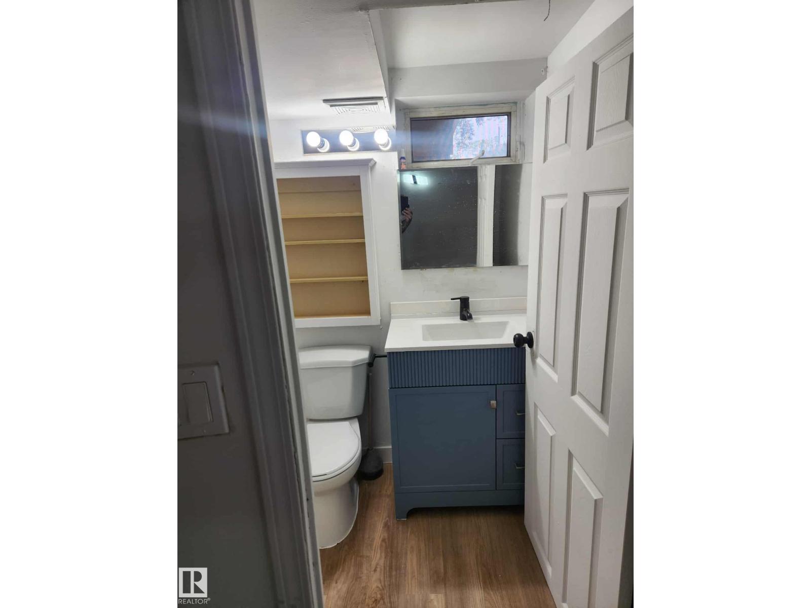 11308 94 St Nw Property Photo 18