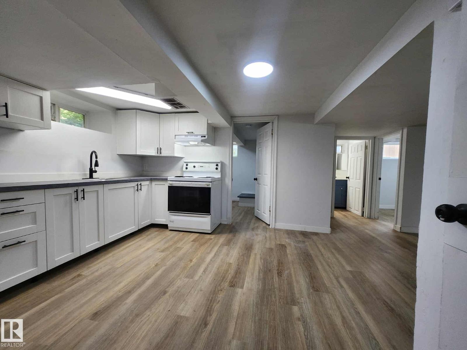 11308 94 St Nw Property Photo 19