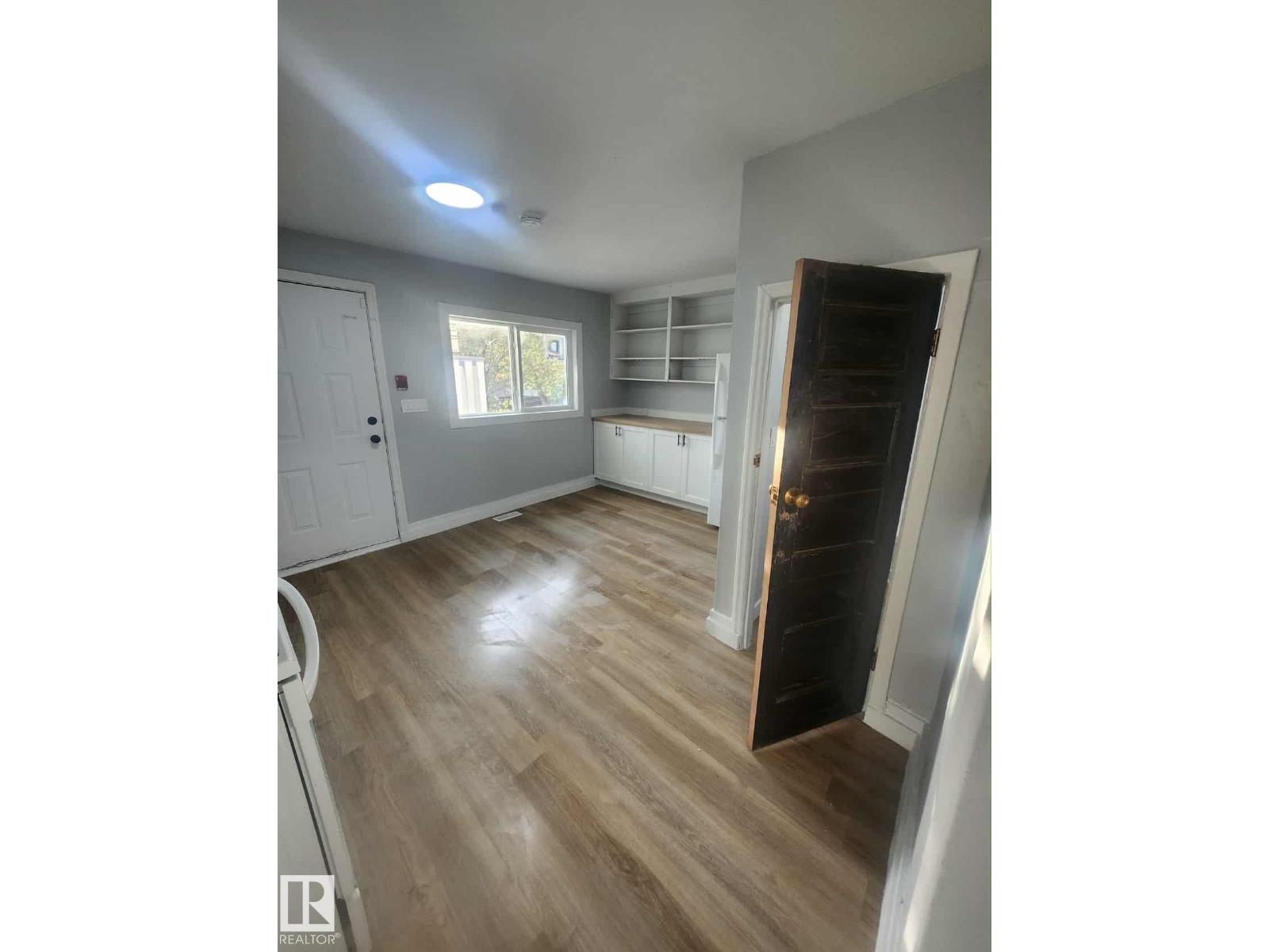11308 94 St Nw Property Photo 36