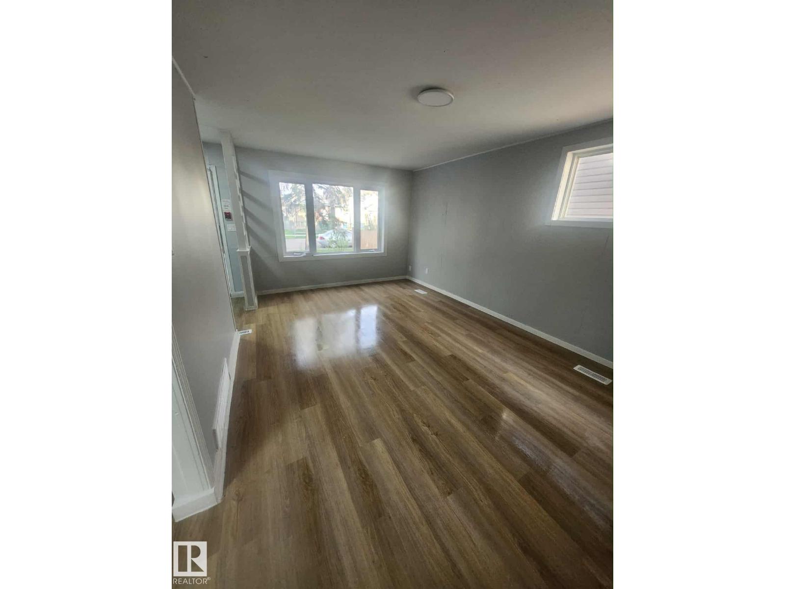11308 94 St Nw Property Photo 39