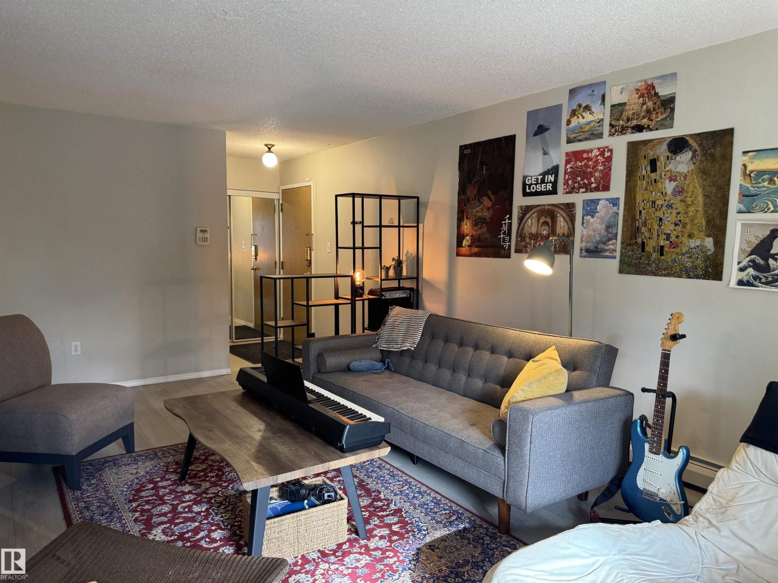 #201 10732 86 Av Nw Property Photo 5