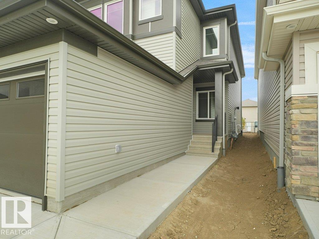 912 17 Ave Nw Nw Property Photo 3