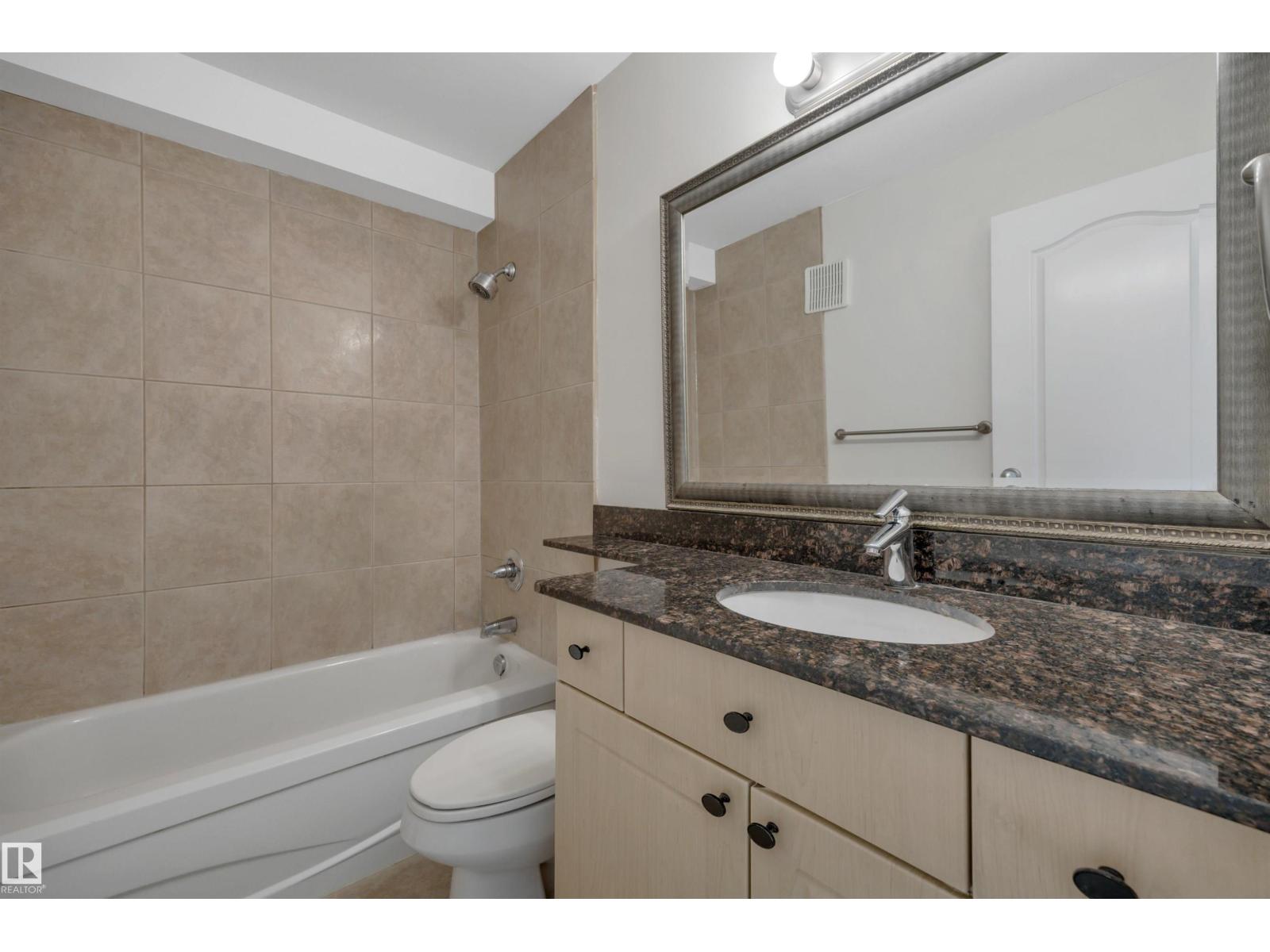 #006 10520 80 Av Nw Property Photo 27