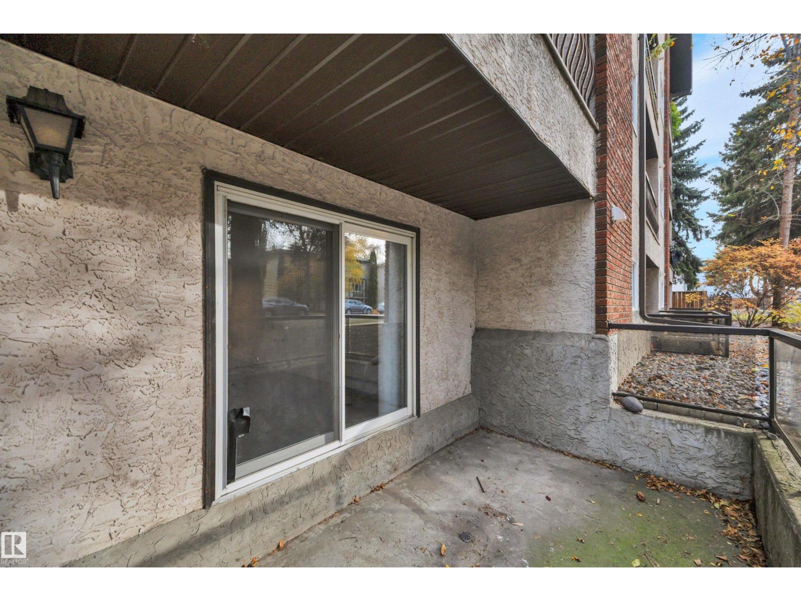#006 10520 80 Av Nw Property Photo 33