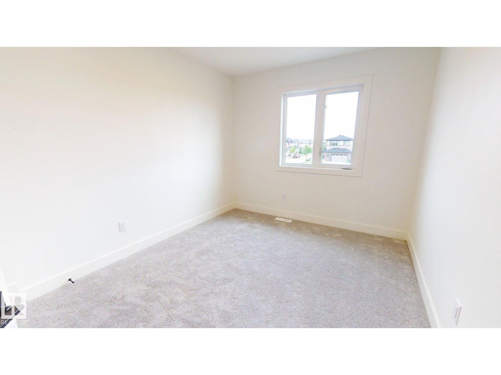 6616 50a Av Property Photo 13