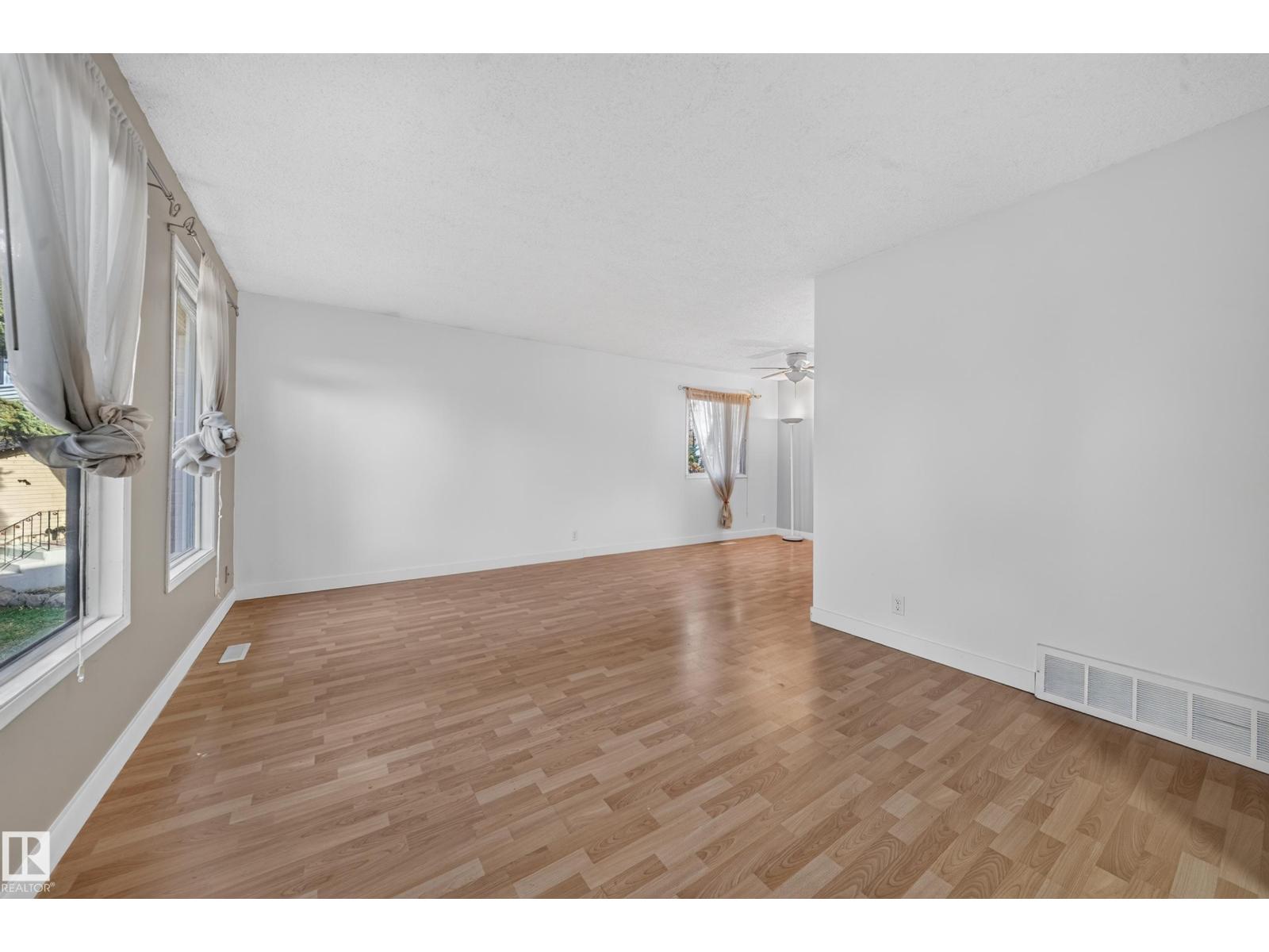 3135 145 Av Nw Property Photo 11