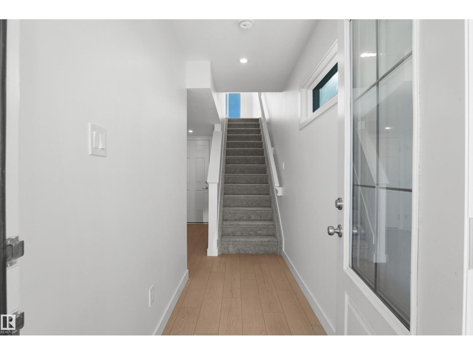 13123 214 St Nw Property Photo 3