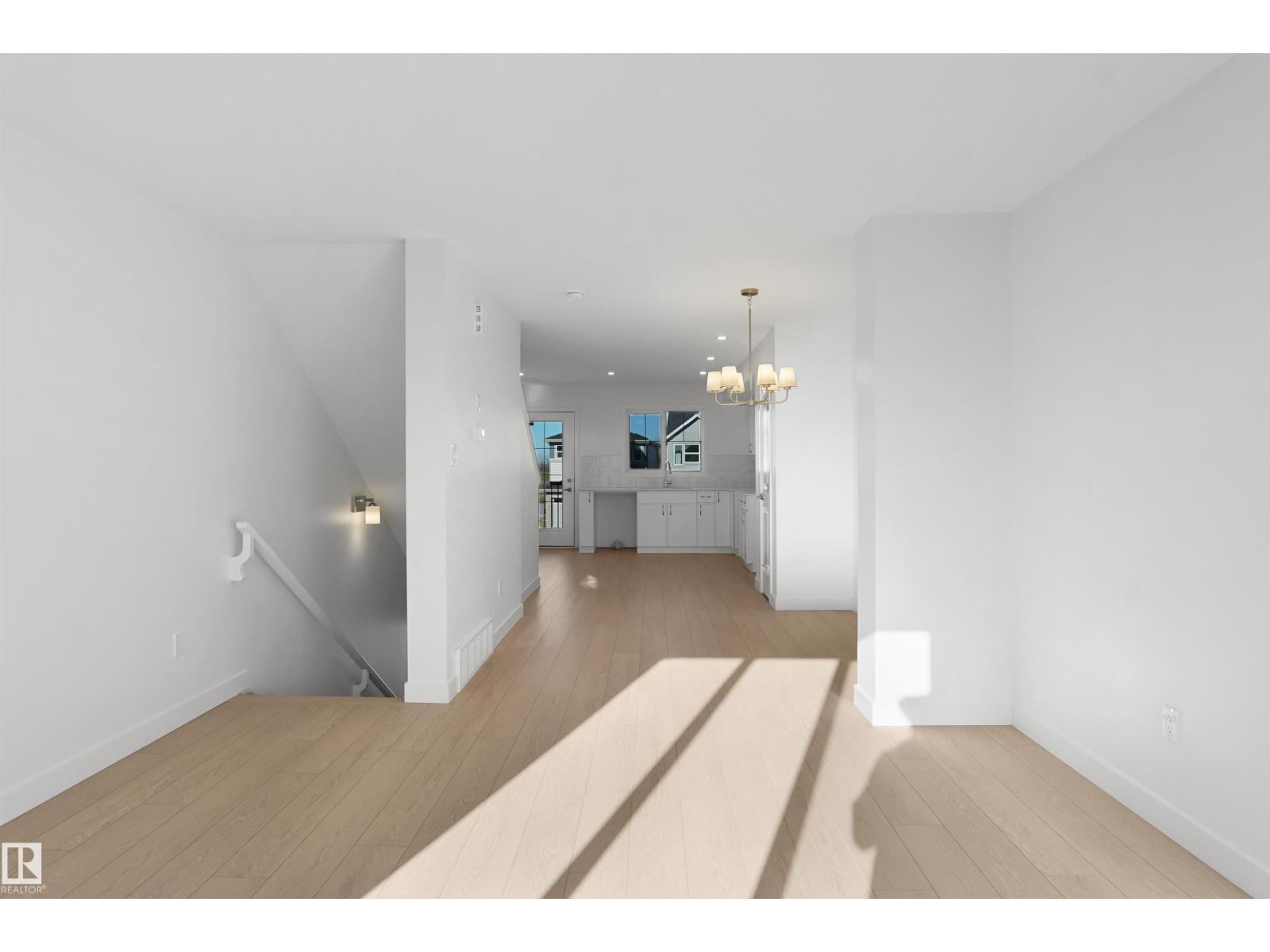 13123 214 St Nw Property Photo 7