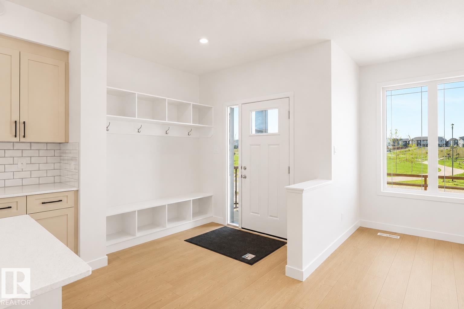 17510 5a St Ne Property Photo 4