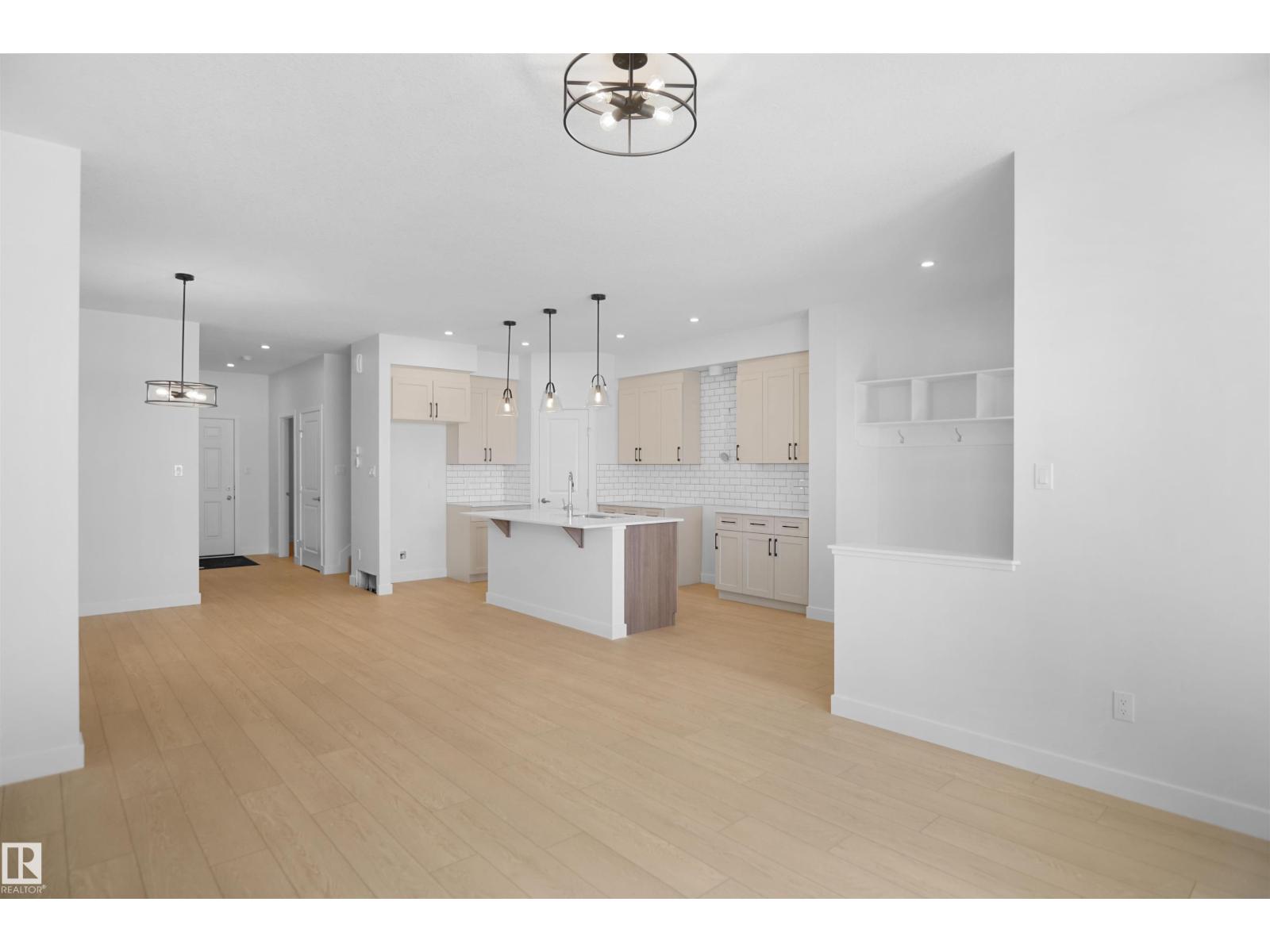 17510 5a St Ne Property Photo 8