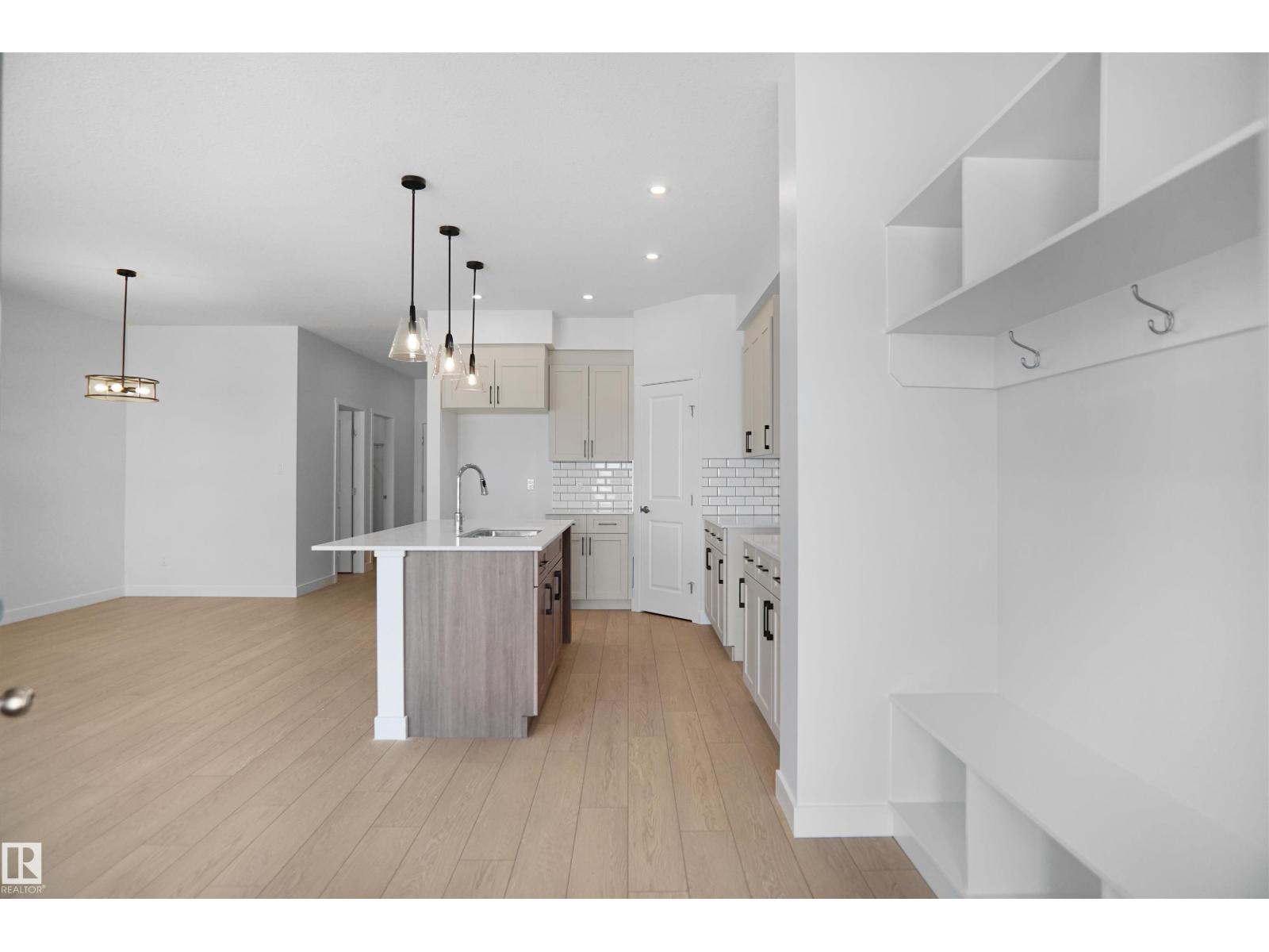 17510 5a St Ne Property Photo 9