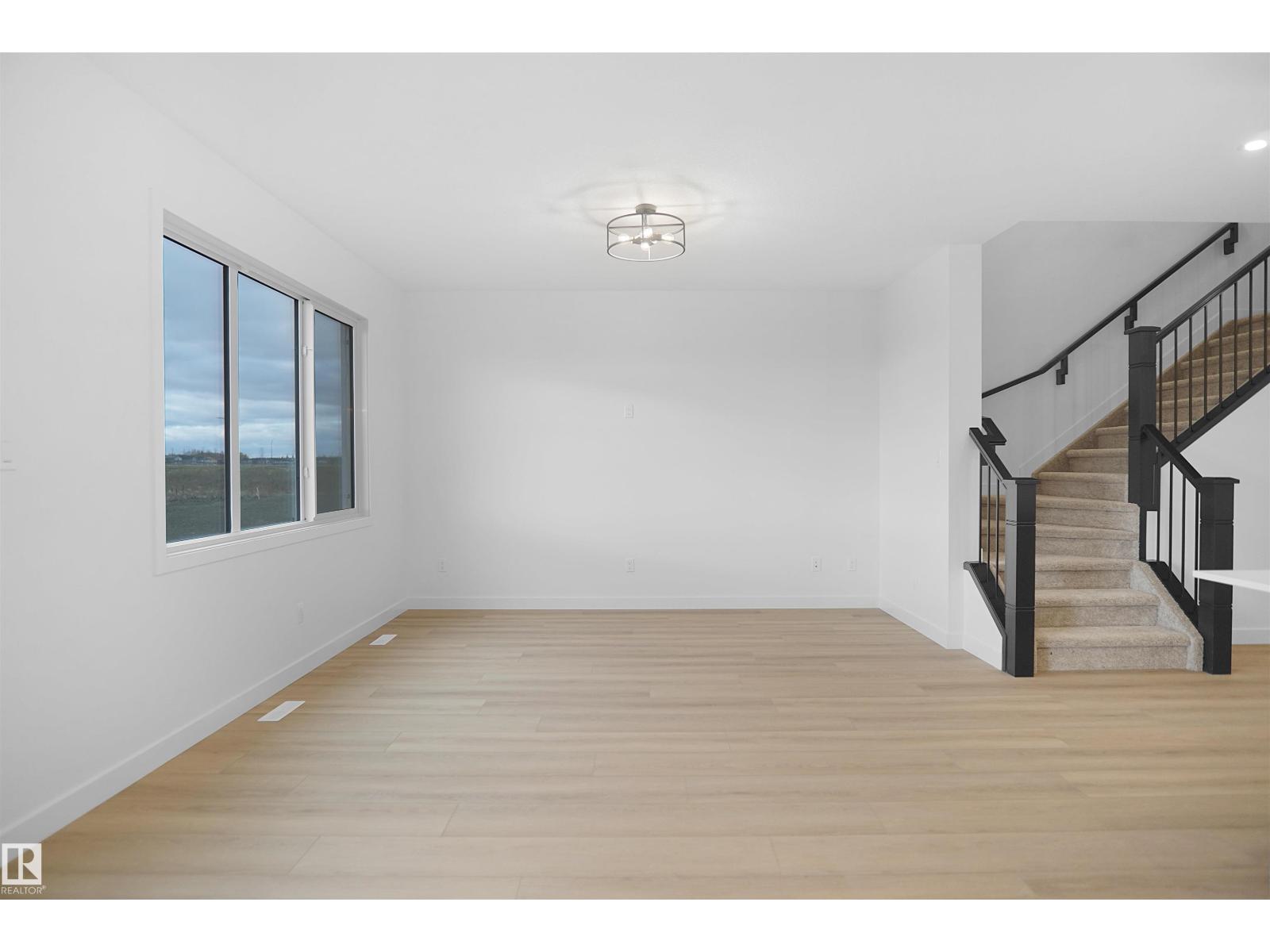 2258 194a St Nw Property Photo 4