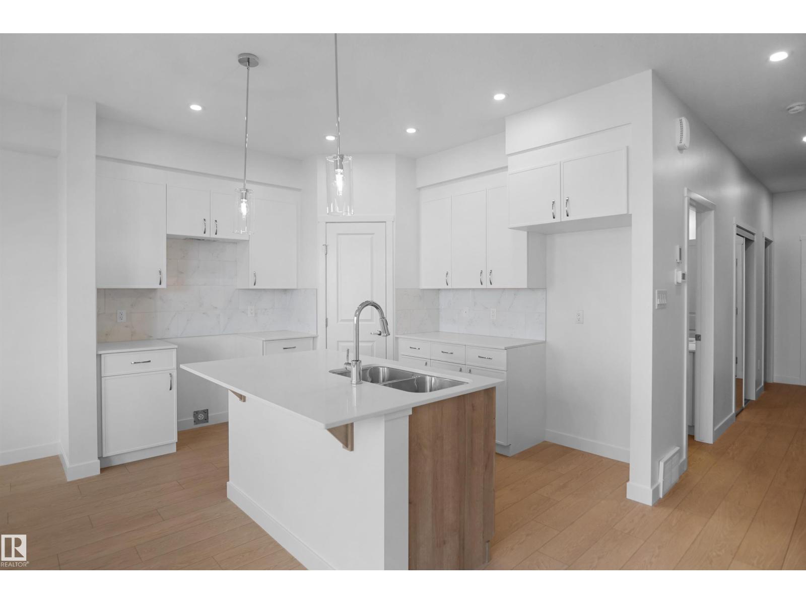 18166 73a St Nw Property Photo 9