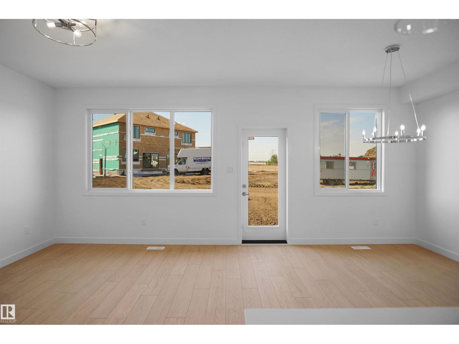 18166 73a St Nw Property Photo 14