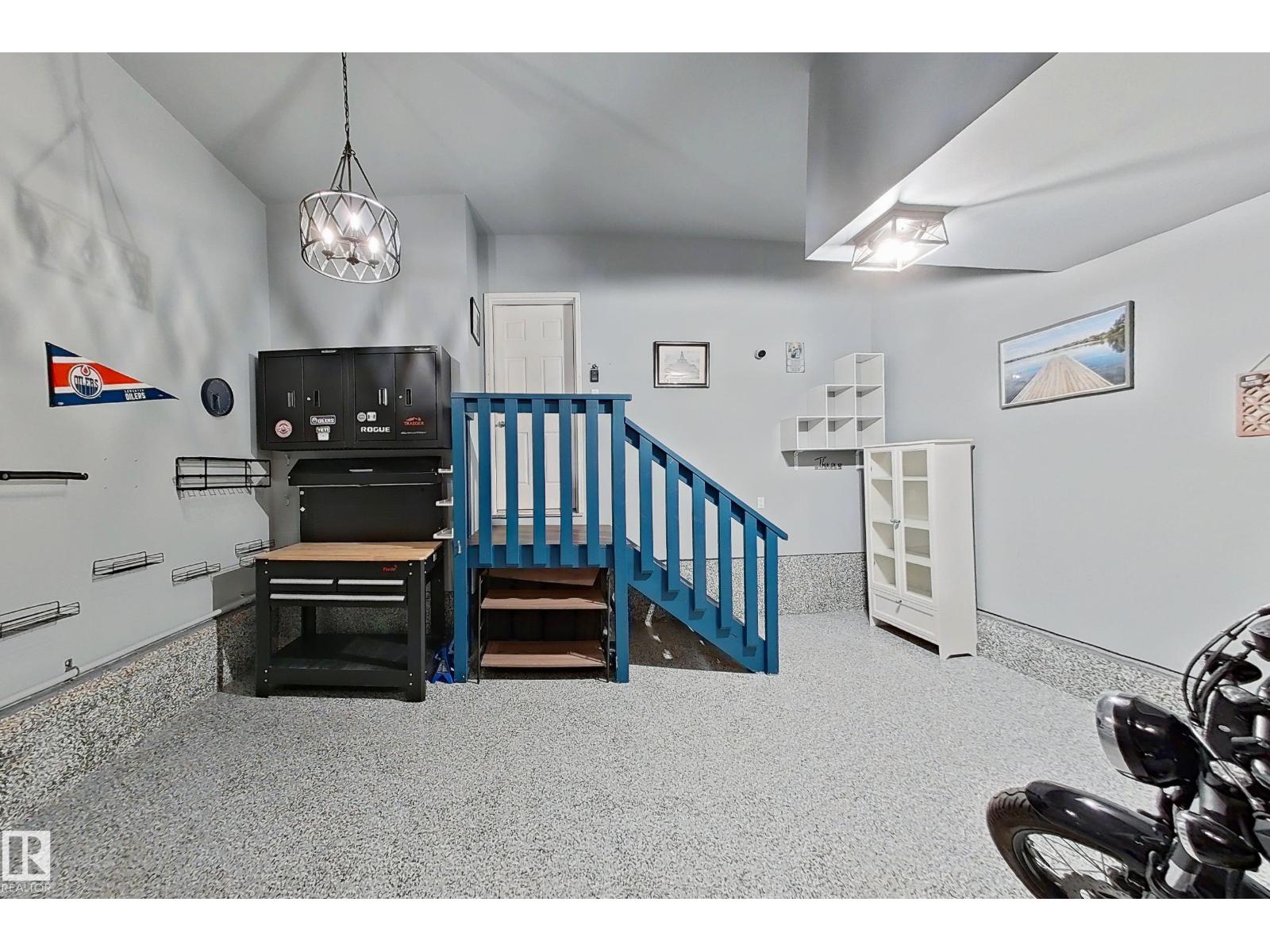 17132 64 St Nw Property Photo 44