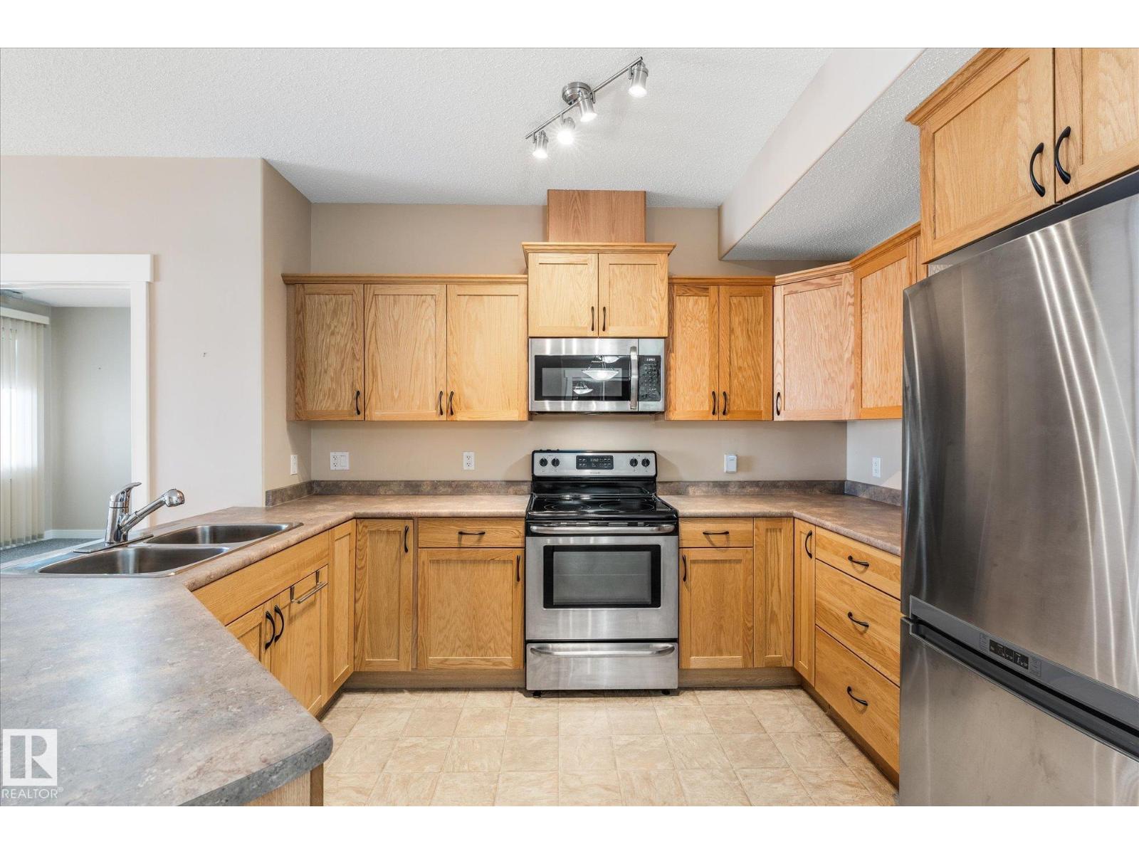 #331 511 Queen St Property Photo 7