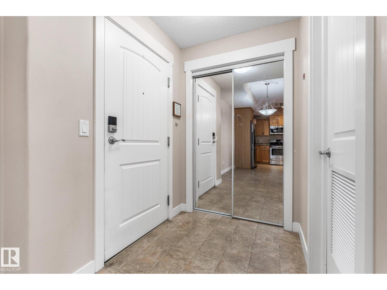#331 511 Queen St Property Photo 13