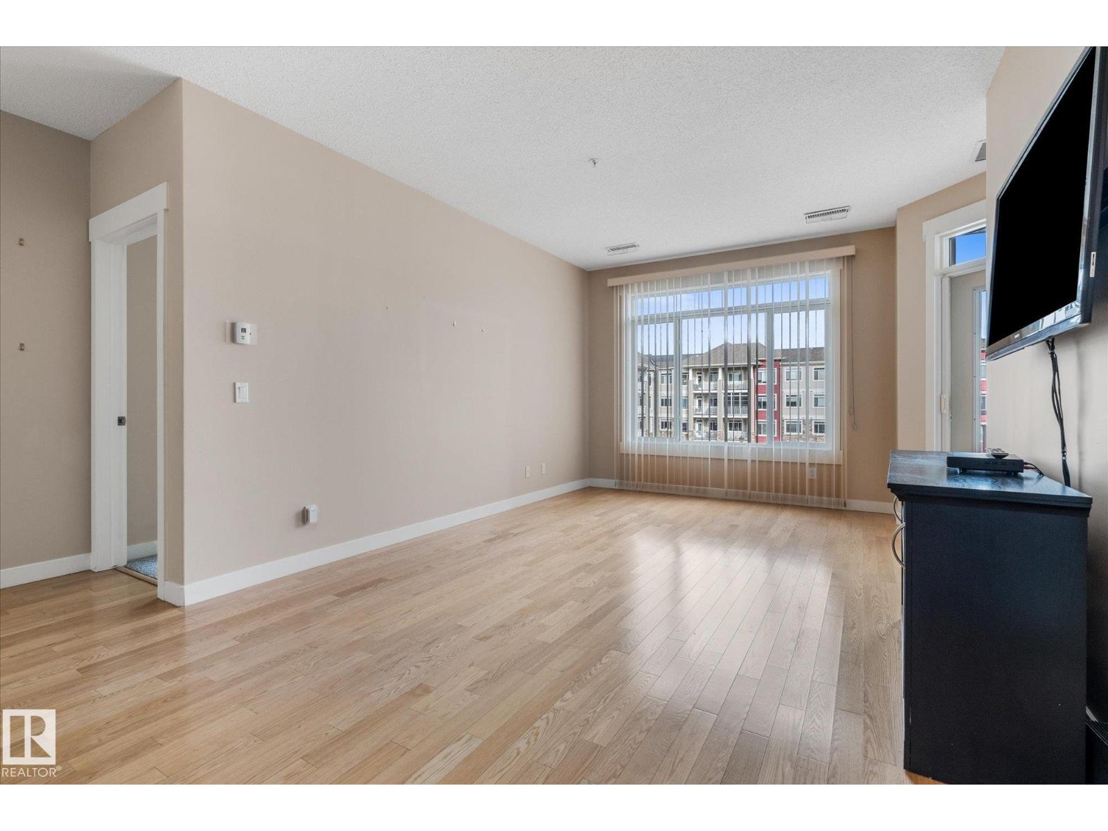 #331 511 Queen St Property Photo 15