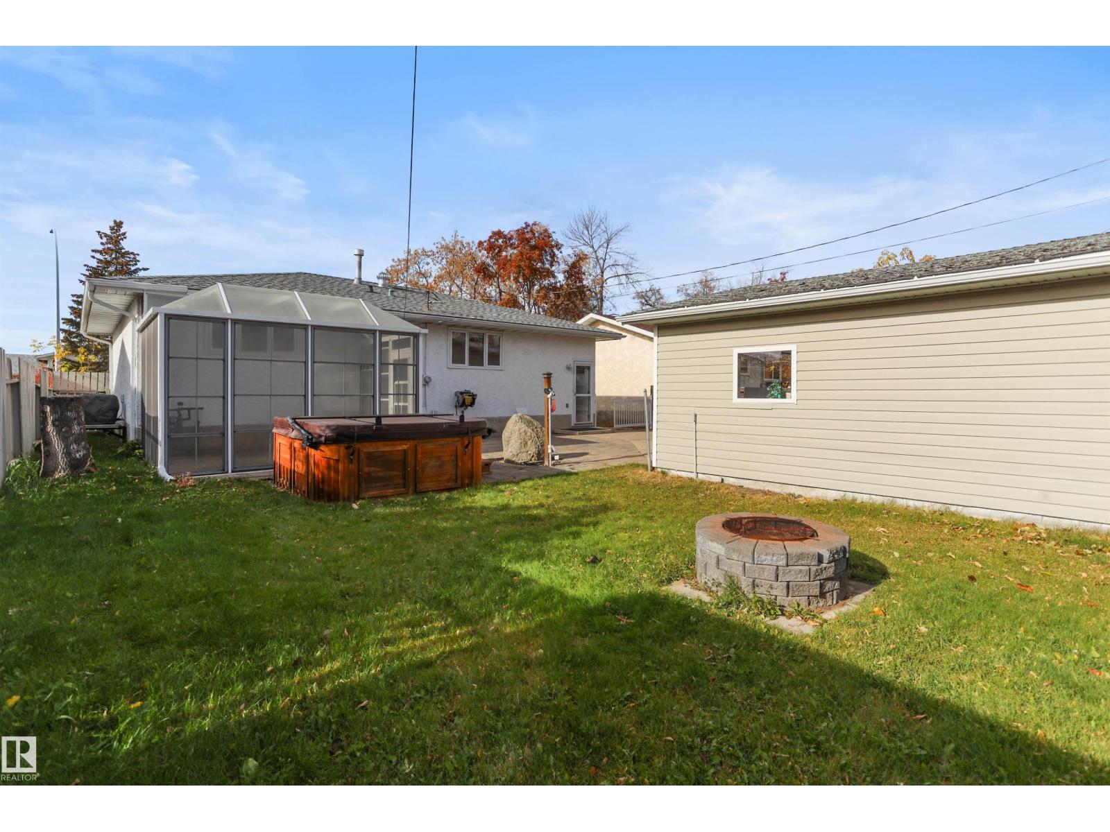 48 Pipestone Dr Property Photo 12