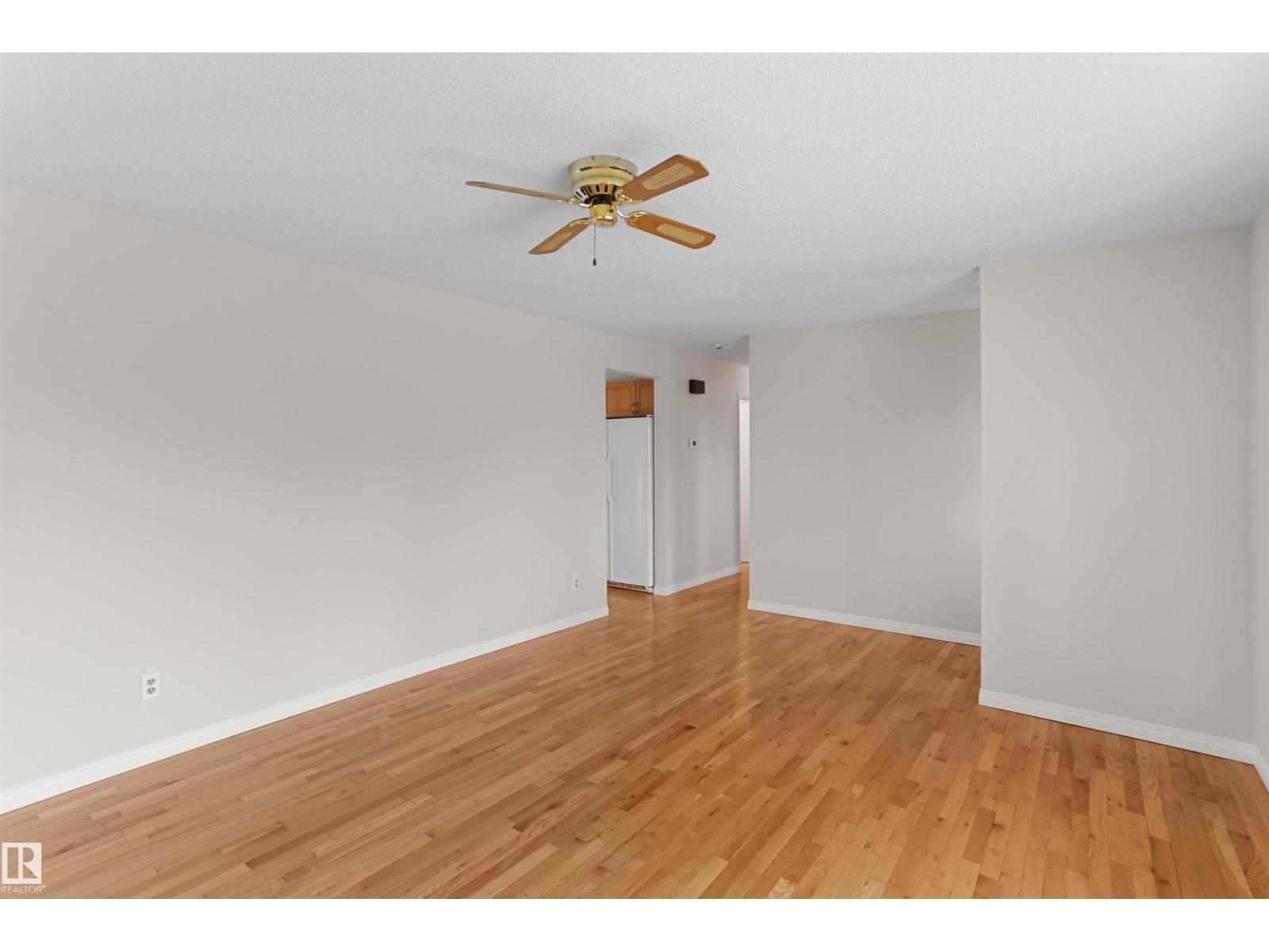 48 Pipestone Dr Property Photo 22