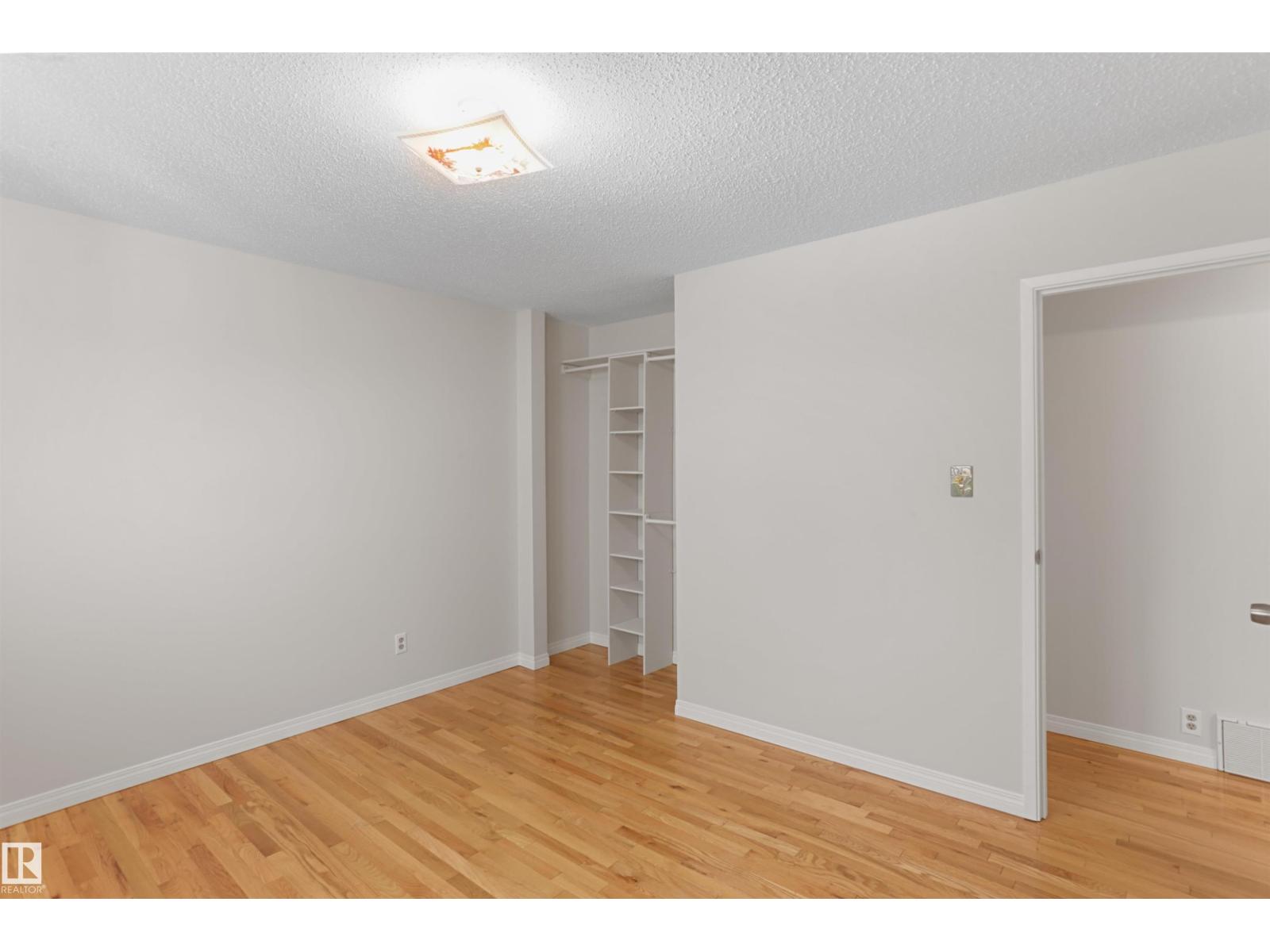 48 Pipestone Dr Property Photo 24