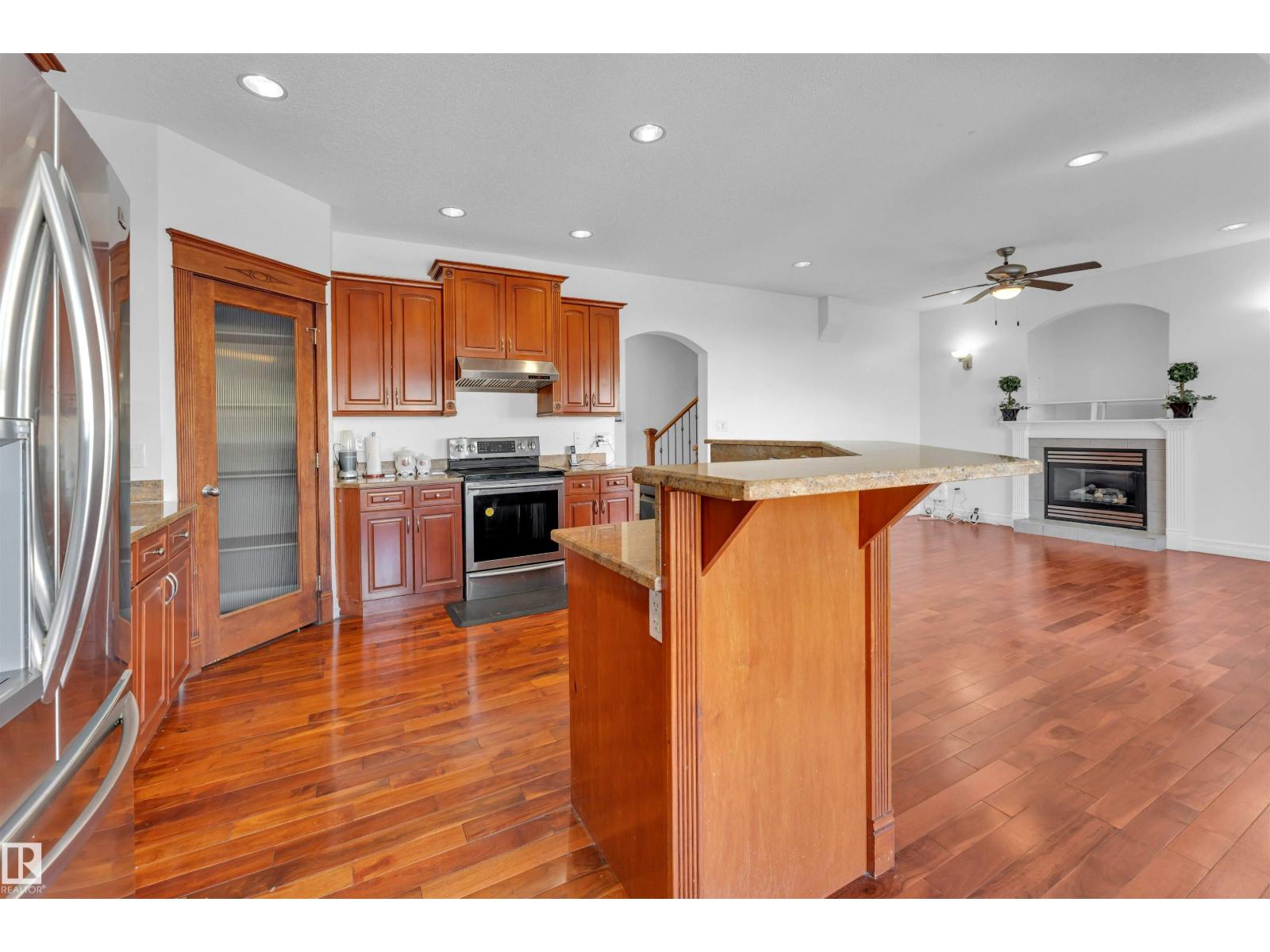 4620 160 Av Nw Property Photo 13