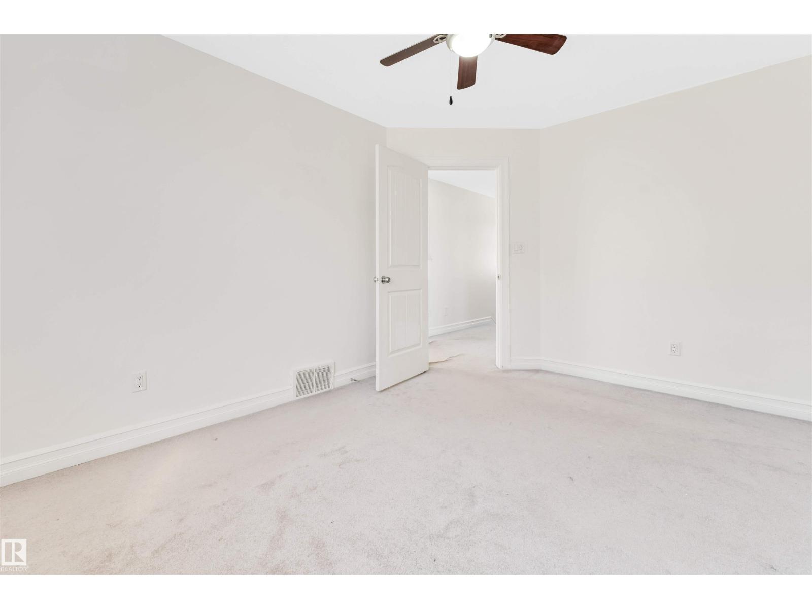 4620 160 Av Nw Property Photo 25