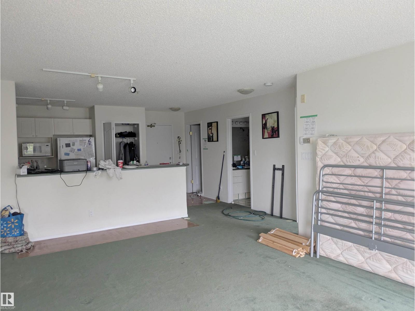 #402 7905 96 St Nw Property Photo 12